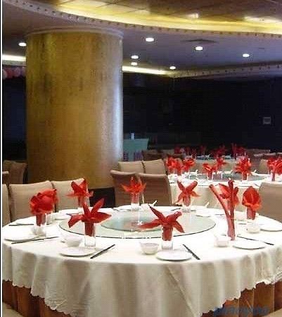 New Seasky Hotel Wuhan Restaurang bild